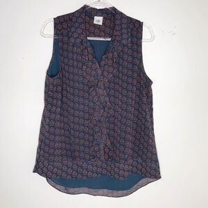 Cabi floral blouse with ruffle front details M